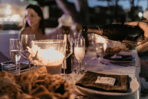 Hochzeits Planung auf Sardinien
Wedding Planning von A - Z, Pakete oder nur in Teilleistungen. Bei uns seid Ihr in Besten Händen. Ortsansässige Insider, dass sind wir für Euch - eine Garantie dass auch bei Zwischenfällen alles klappt.